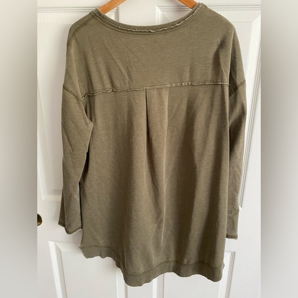 Z Supply Olive Green Sweatshirt Side Slit Size Lrg - Picture 3 of 9